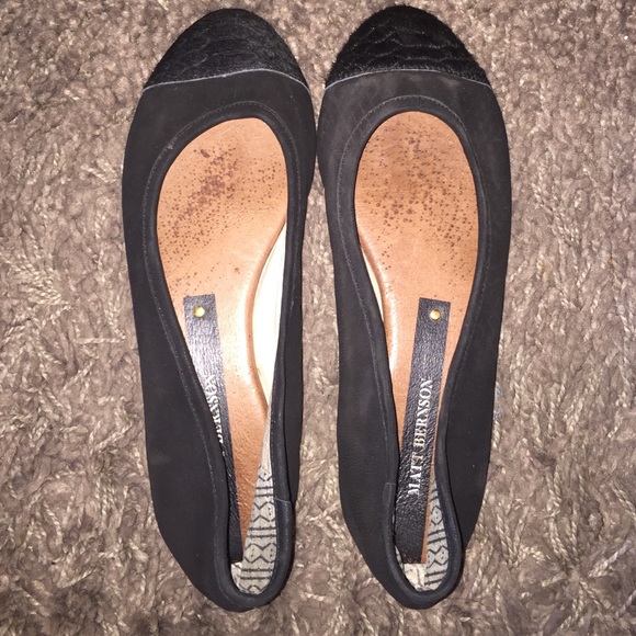 Matt Bernson flats