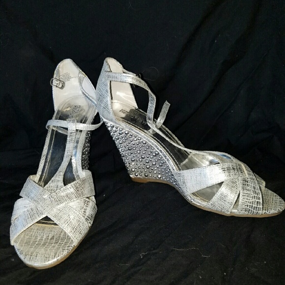 Silver wedges with rhinestone details.