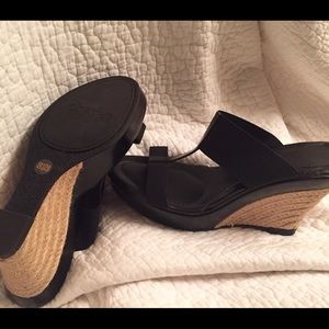 Charles David Platform Sandals