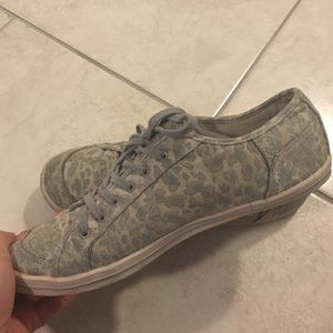 🐯 Shoes Gray Leopard