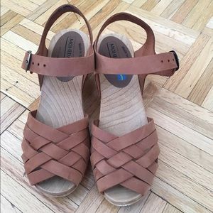 Moheda Swedish sandals clogs