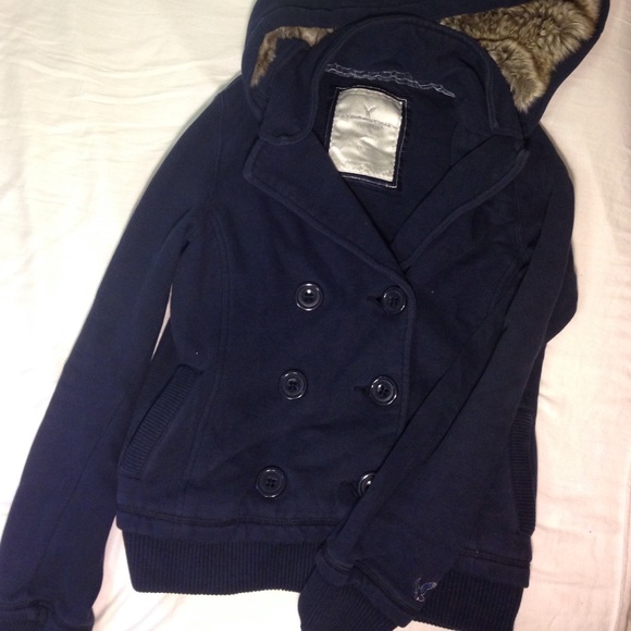 American Eagle Fleece w/ Detachable Faux Fur Hood