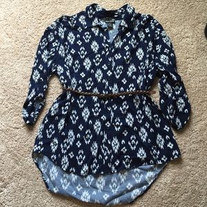 Loose-fitting Button Top