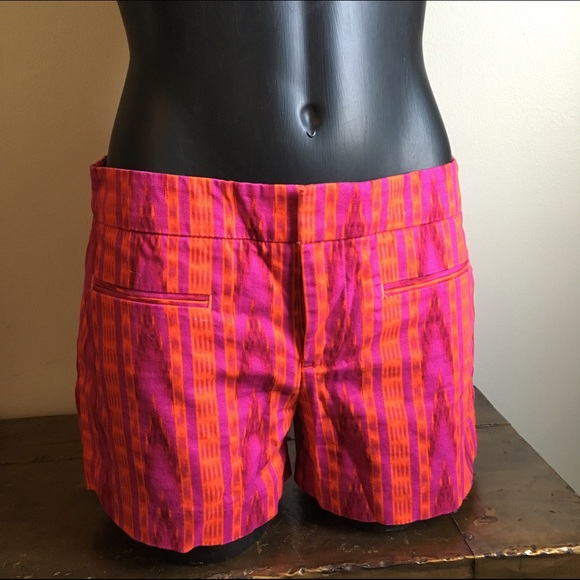 Patterned GAP shorts