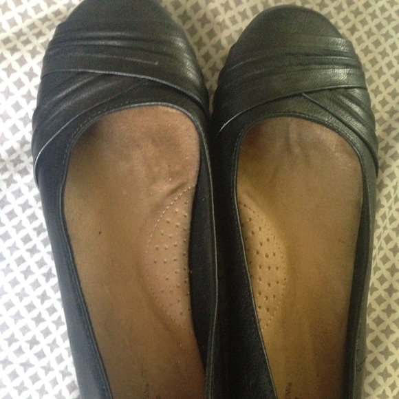 Black flats with memory foam