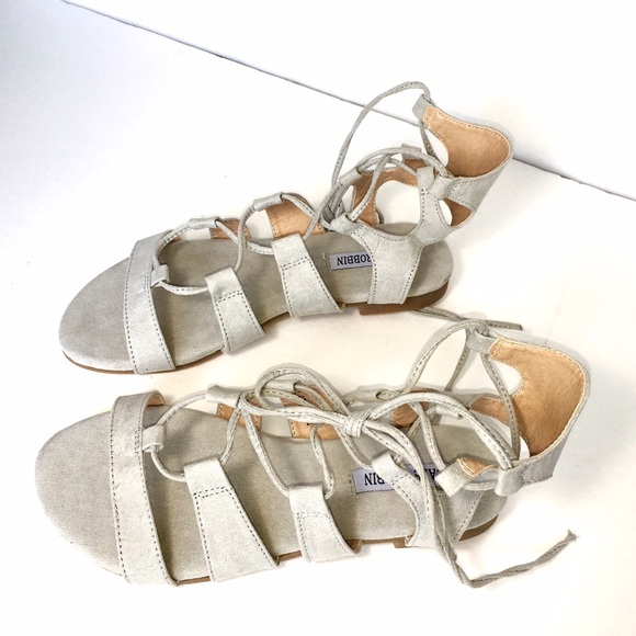 gray gladiator sandals - Picture 3 of 3