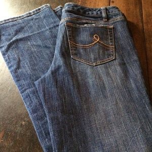 LOFT BOOTCUT JEANS SZ 8 - EUC