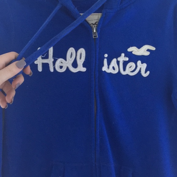 Blue Hollister Sweatshirt - Picture 3 of 4