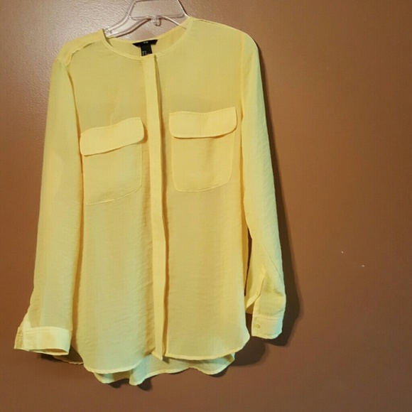 Brand New Yellow H&M blouse