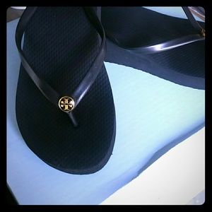 ??Tory Burch Sandals??