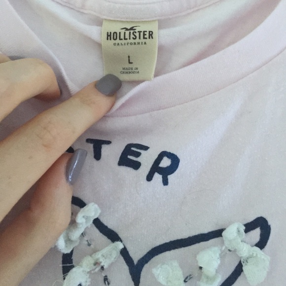 Pink Hollister Tee - Picture 3 of 3