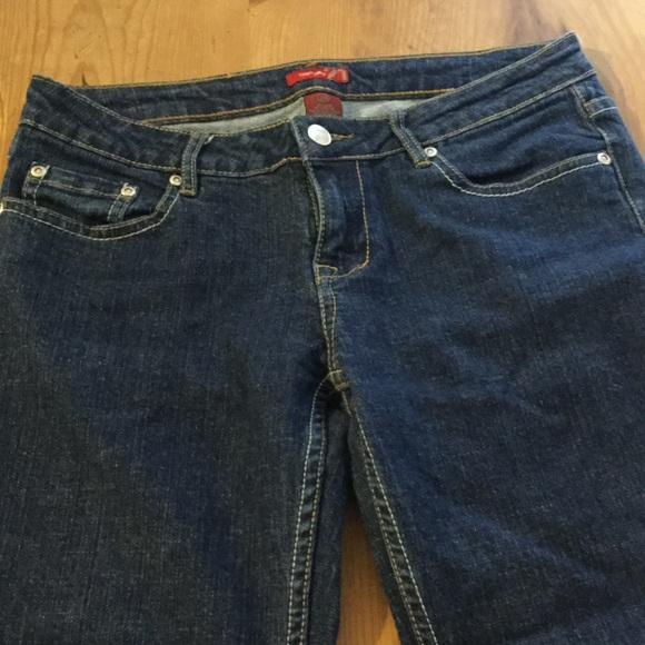 Jeans - like new - Picture 2 of 2