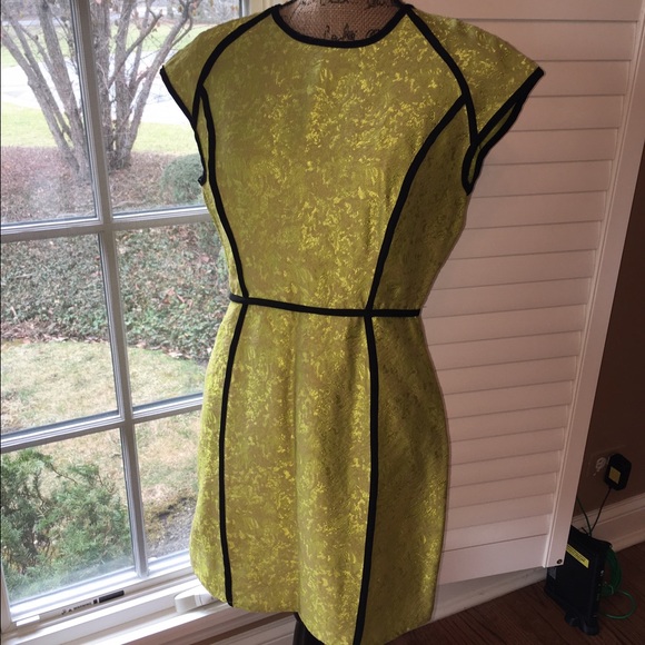 Brocade piping dress