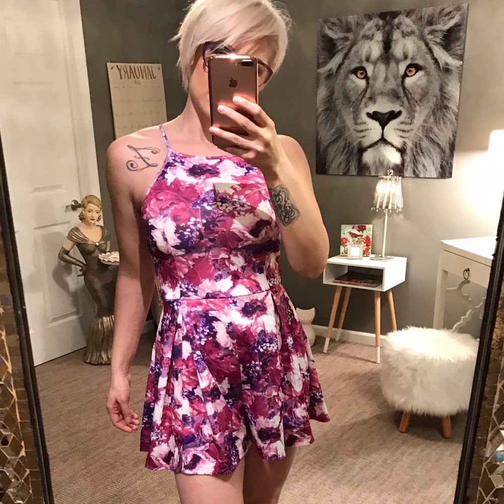 Floral Romper - Picture 1 of 3