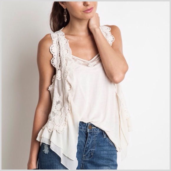Gorgeous Crochet Lace Vest - Picture 2 of 4