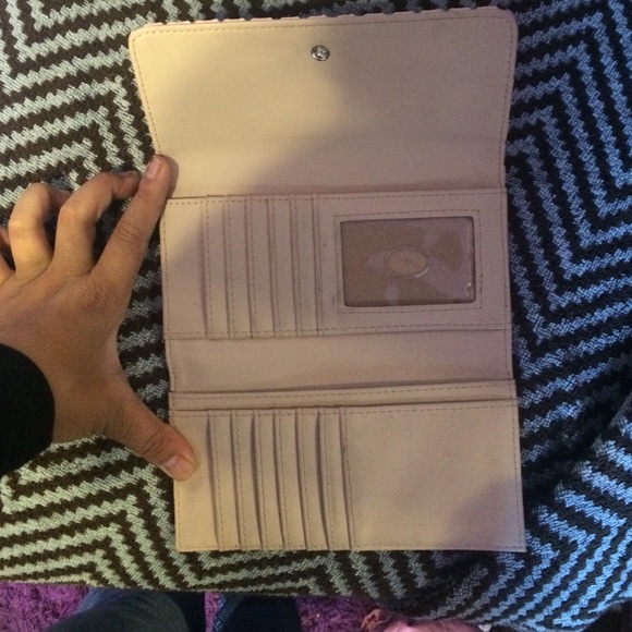 Wallet! 😍❤️ - Picture 3 of 3