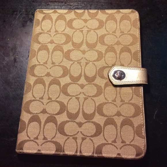 💝 Vintage COACH iPad Case