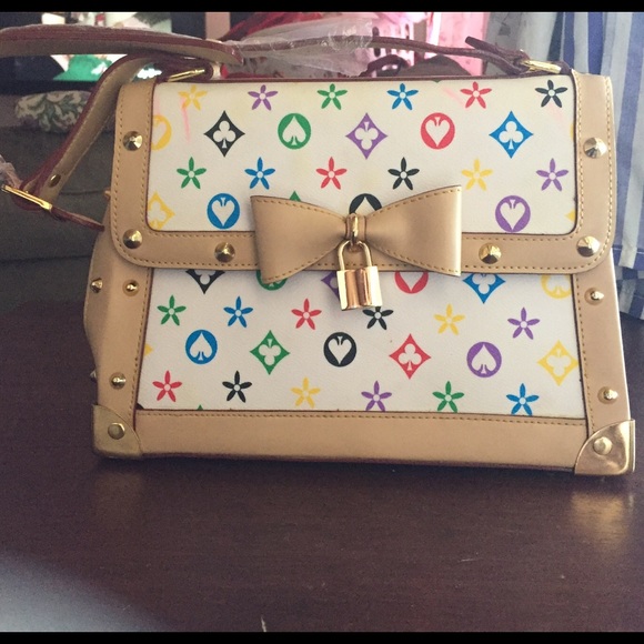 Purse.