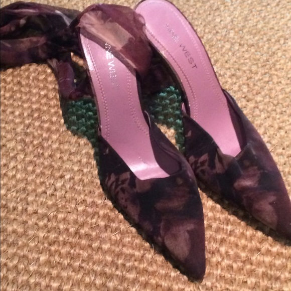 NINE WEST Plum silk fabric ankle-tie heels 7.5 NWT