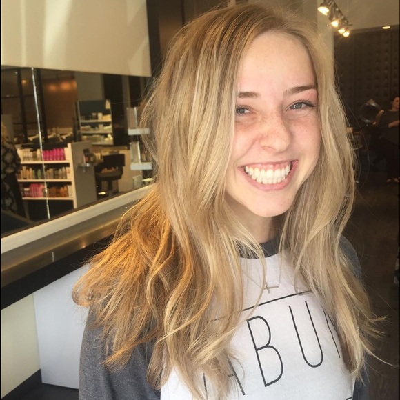 Meet your Posher, Dana - Picture 1 of 1