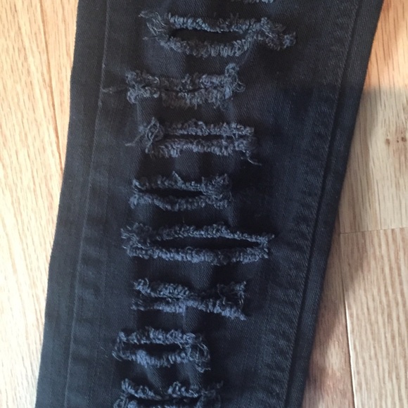 Black Denim Ripped Distressed Skinny Jeans - Picture 3 of 4