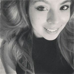 Meet your Posher, Debora