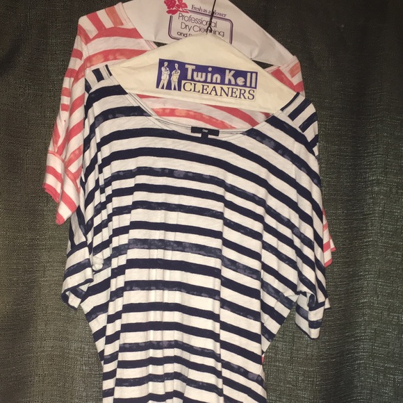 Two gap shirts