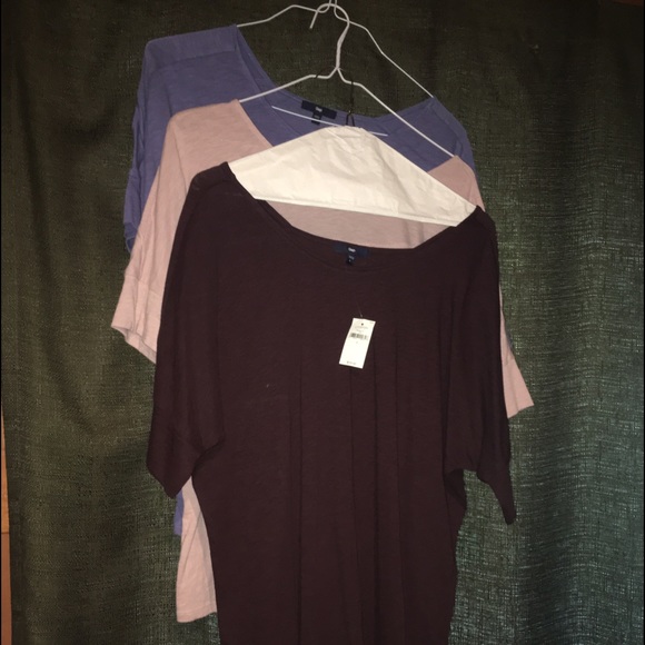 Three gap shirts