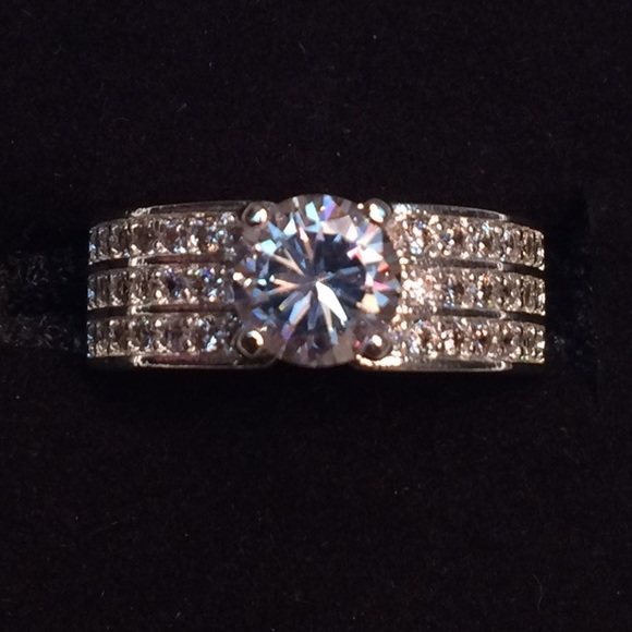 1.5 ct. CZ Diamond Engagement Ring💎