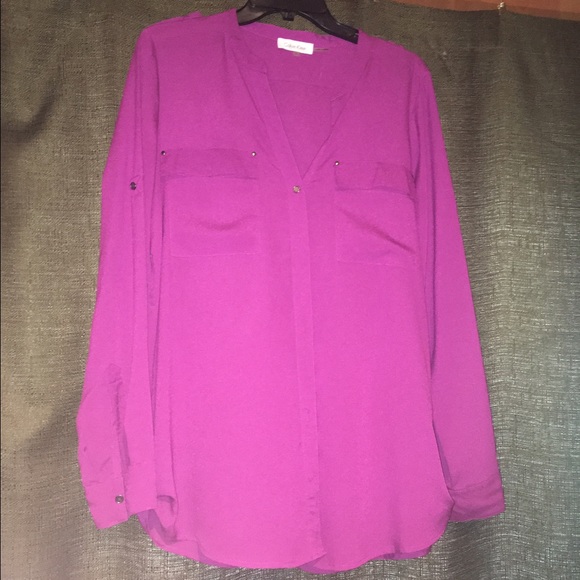 Violet flowy shirt