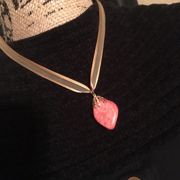 ✨Rock Pendant✨ - Picture 2 of 7