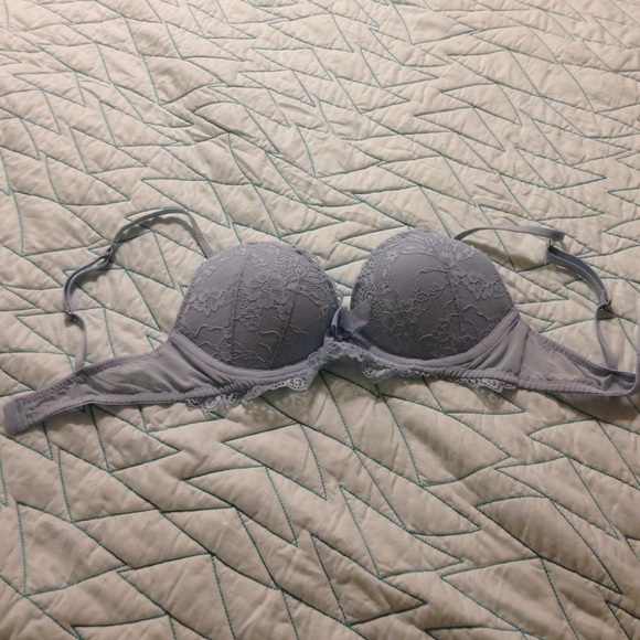Hollister Gilly Hicks Sexy Blue Lace Push Up Bra