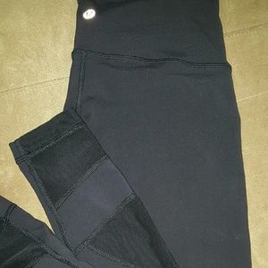 Lululemon mesh panel leggings