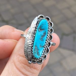 Vintage sterling silver turquoise feather ring