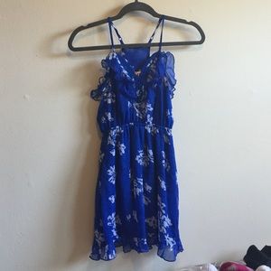 Blue floral dress. Girls med (fits like an XXS)