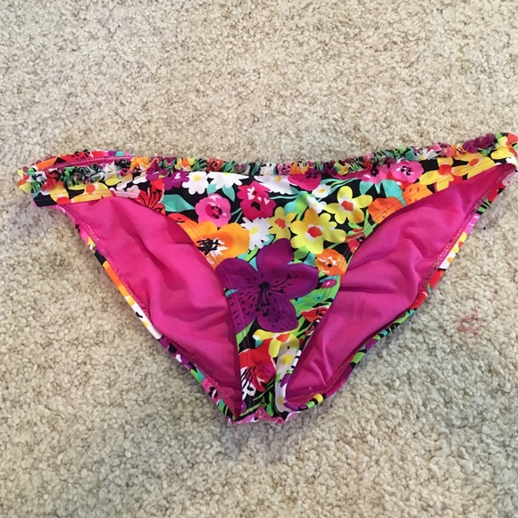 Cue Floral bikini bottoms