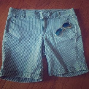 ❗️DONATING TOMORROW ❗️J. Crew Bermudas!