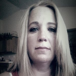 Meet your Posher, Leanna