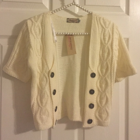 Cardigan - Picture 2 of 3