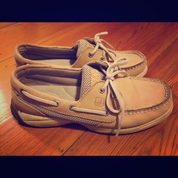 Sperrys 6.5 (Worn a few times)