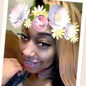 Meet your Posher, Carlissa