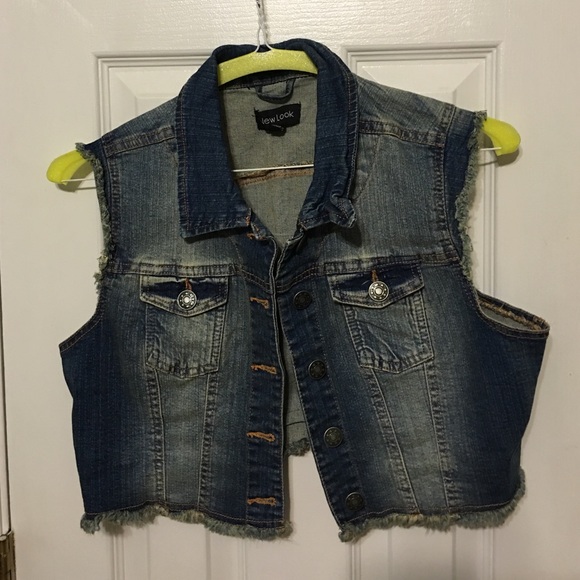 NWOT Cropped Jean Vest