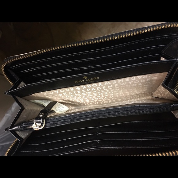 Kate spade wallet - Picture 2 of 3