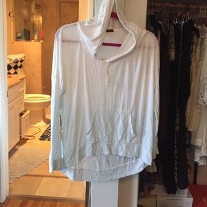 Brandy Melville hooded pull over