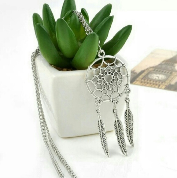Vintage Dream Catcher Necklace - Picture 2 of 4