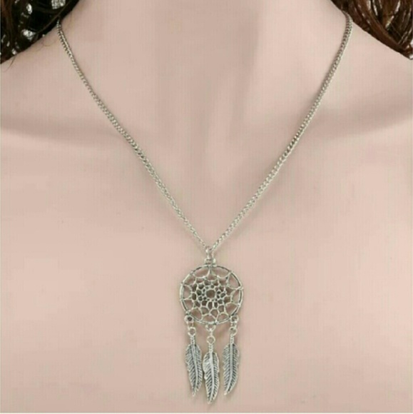 Vintage Dream Catcher Necklace - Picture 4 of 4