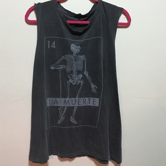Grey muscle tank