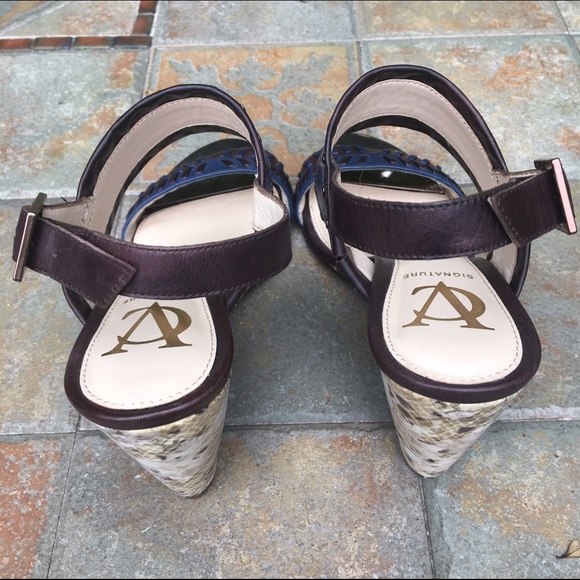 Vince Camuto Signature Wedges - Picture 3 of 3