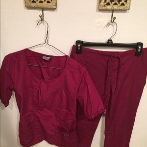 Burgundy scrub set: size xs