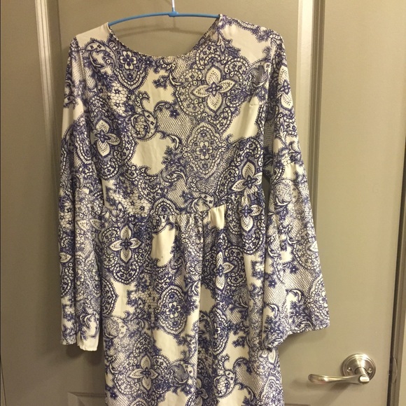 Bell-Sleeve Date Night Dress